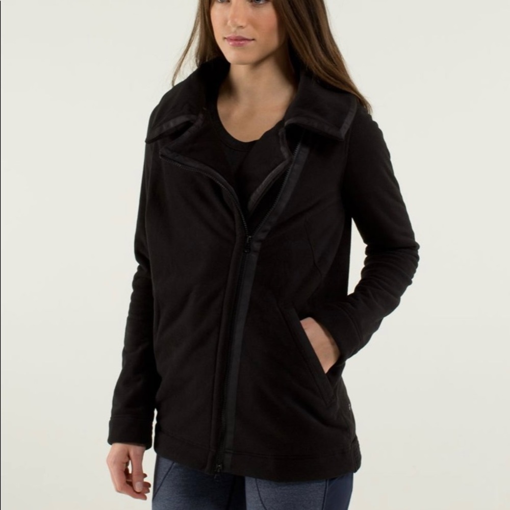 Lululemon Black Motto Jacket Size 8